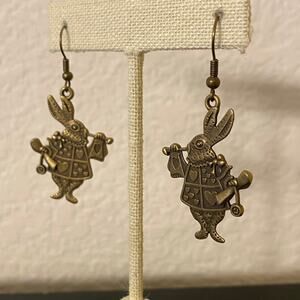 Alice in Wonderland White Rabbit Earring
